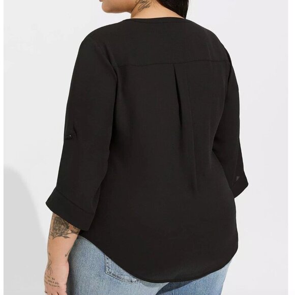 TORRID 2 Plus Size Harper 3/4 Sleeve Pullover Blouse Solid Black Georgette Work - Picture 3 of 16
